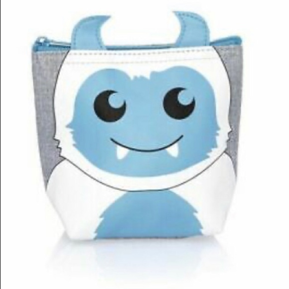 Thirty one snacker. New